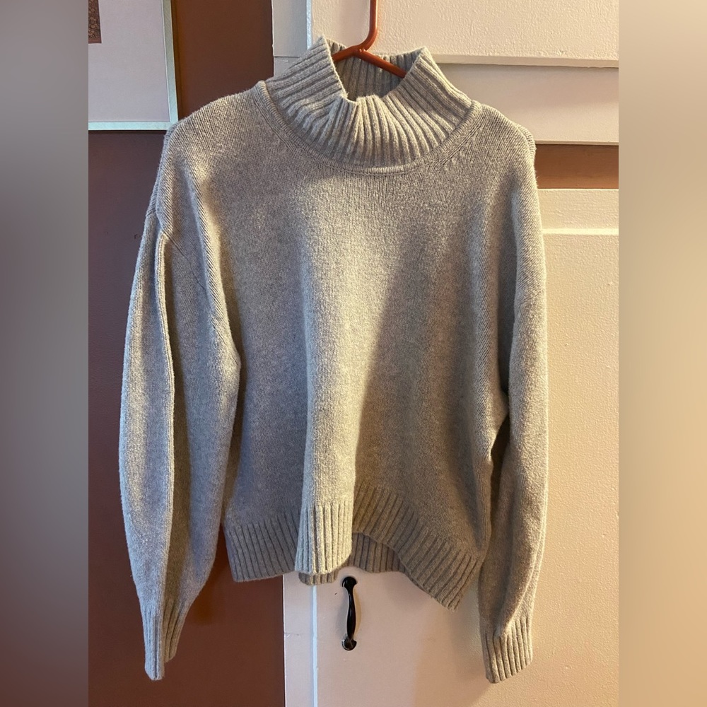 GAP Cotton turtleneck